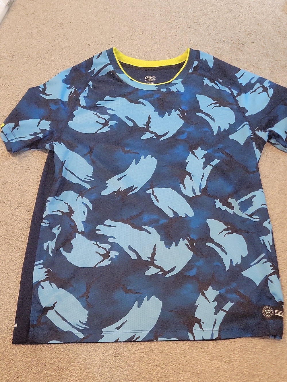 Boys Athletic Works Quick Dry Shirt